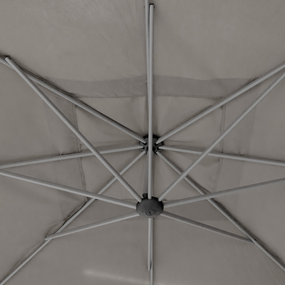 Parasol exc&eacute;ntrico MANOA gris 2.5x2.5m