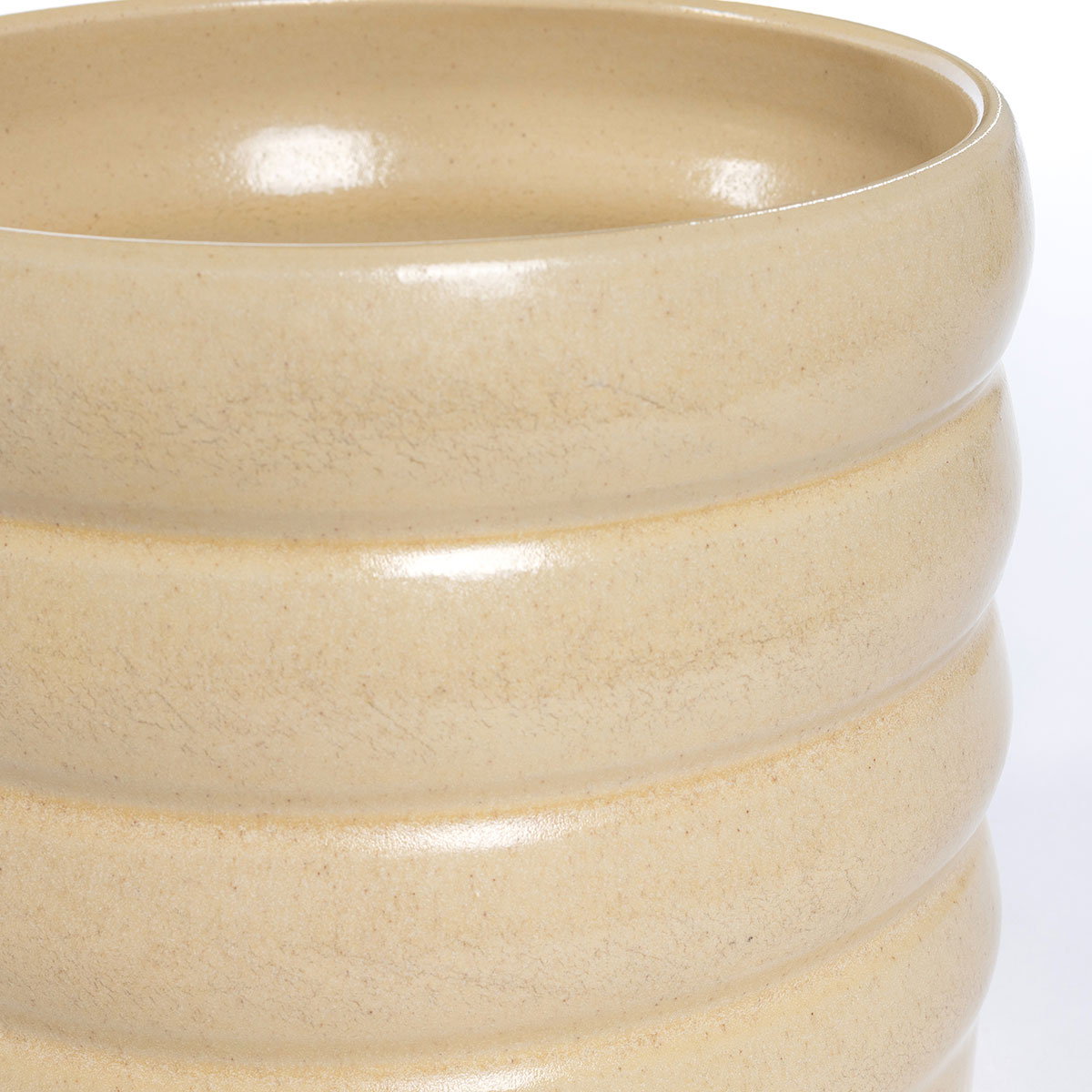 Maceta De Cer&aacute;mica Ondulada Beige 12.9cm