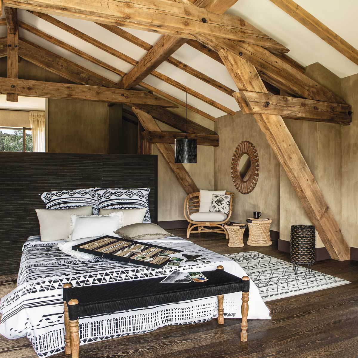 Taburete beige de bamb&uacute; y cuerda 32Cm 