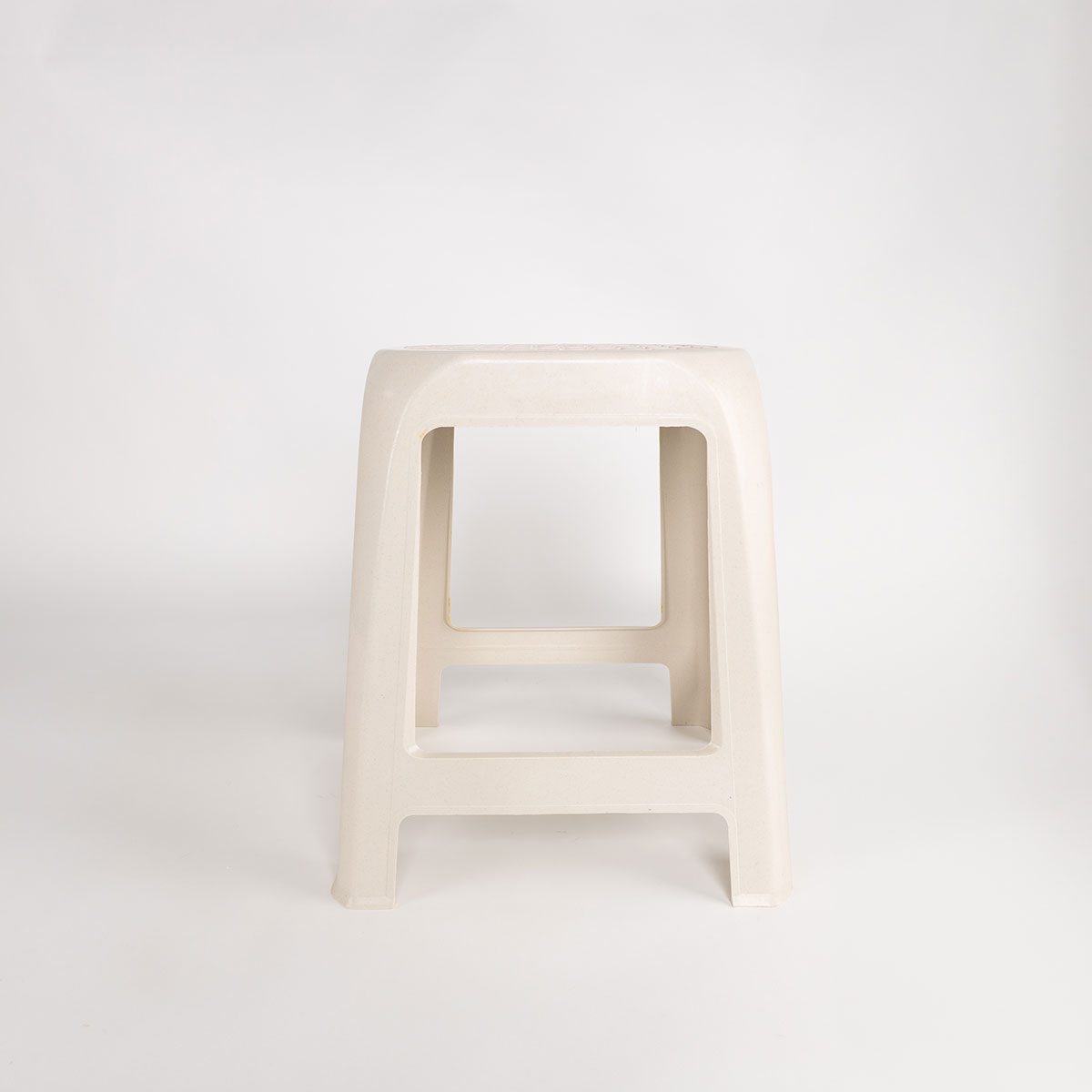 Taburete crema