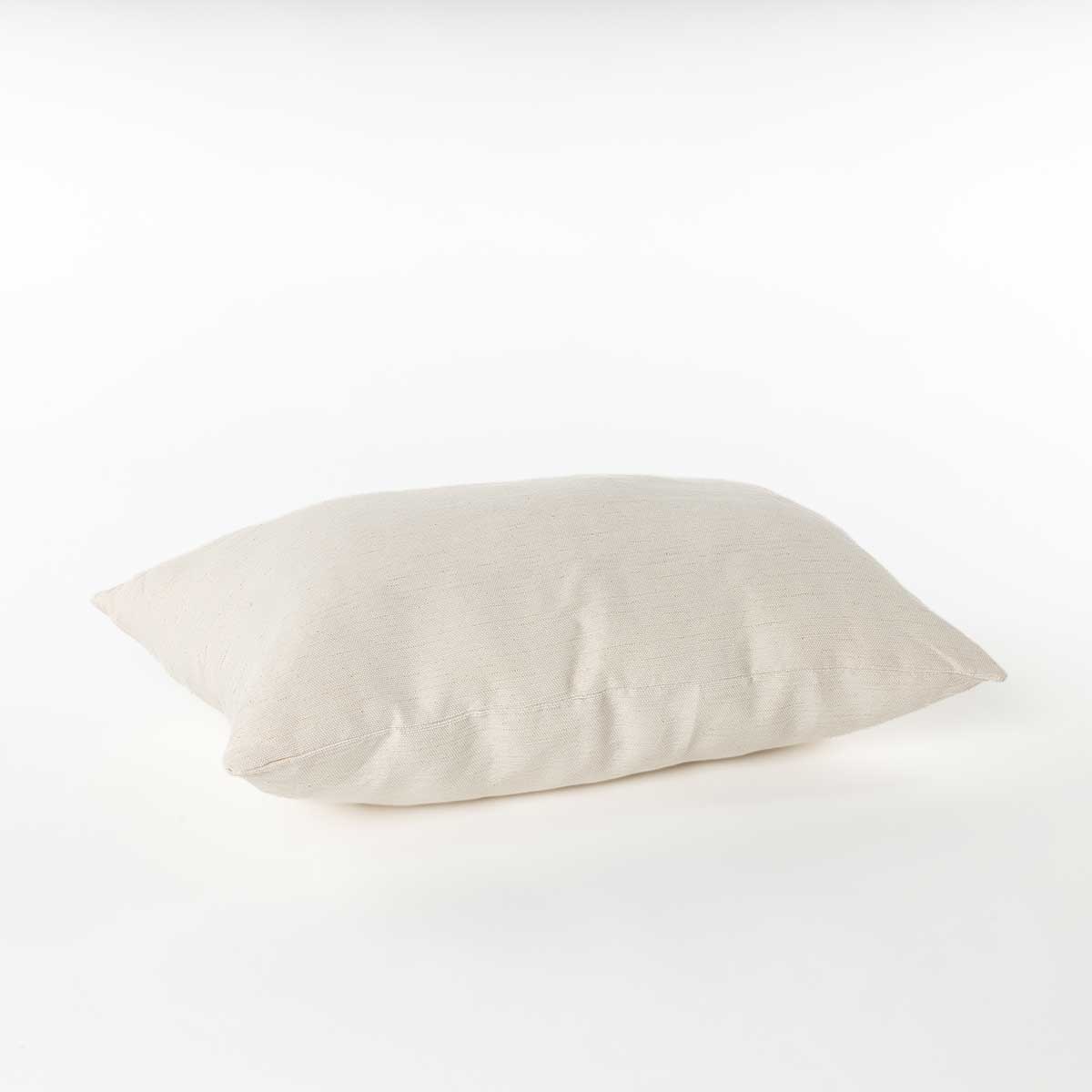 Coj&iacute;n decorativo GLOW crudo  45x60cm