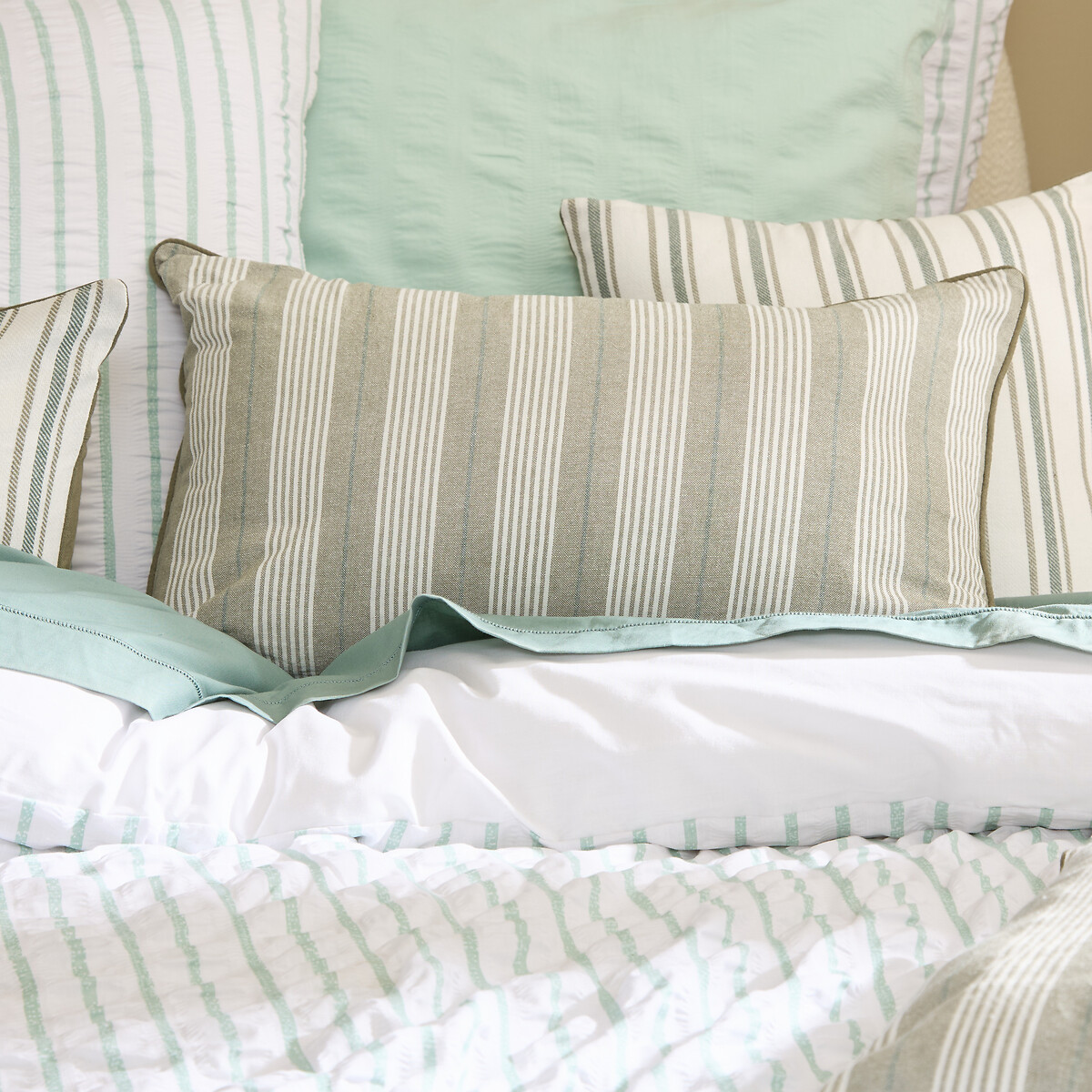 Almohada GROOVE verde 38x58cm
