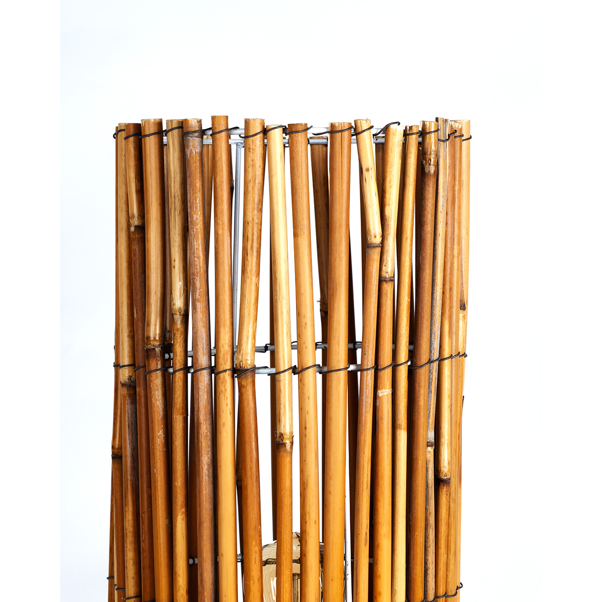 L&aacute;mpara de pie de bamb&uacute; 62cm