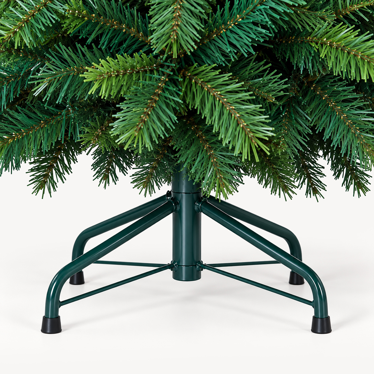 &Aacute;rvore De Natal Royal Majestic Verde Com Pinhas 210cm