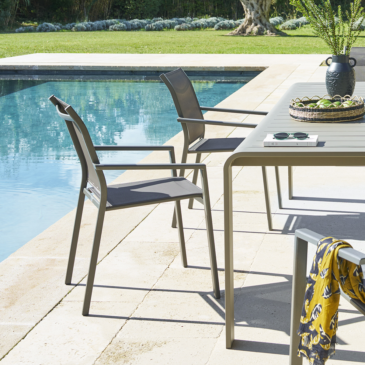 Silla ESSENTIA weng&eacute; y praline