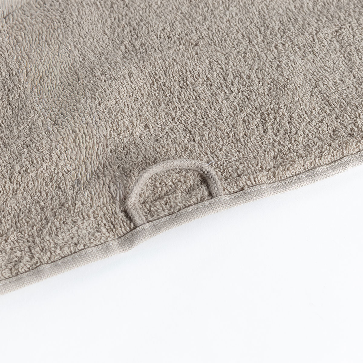 Toalla de ba&ntilde;o ESSENZA marr&oacute;n claro 90x150cm