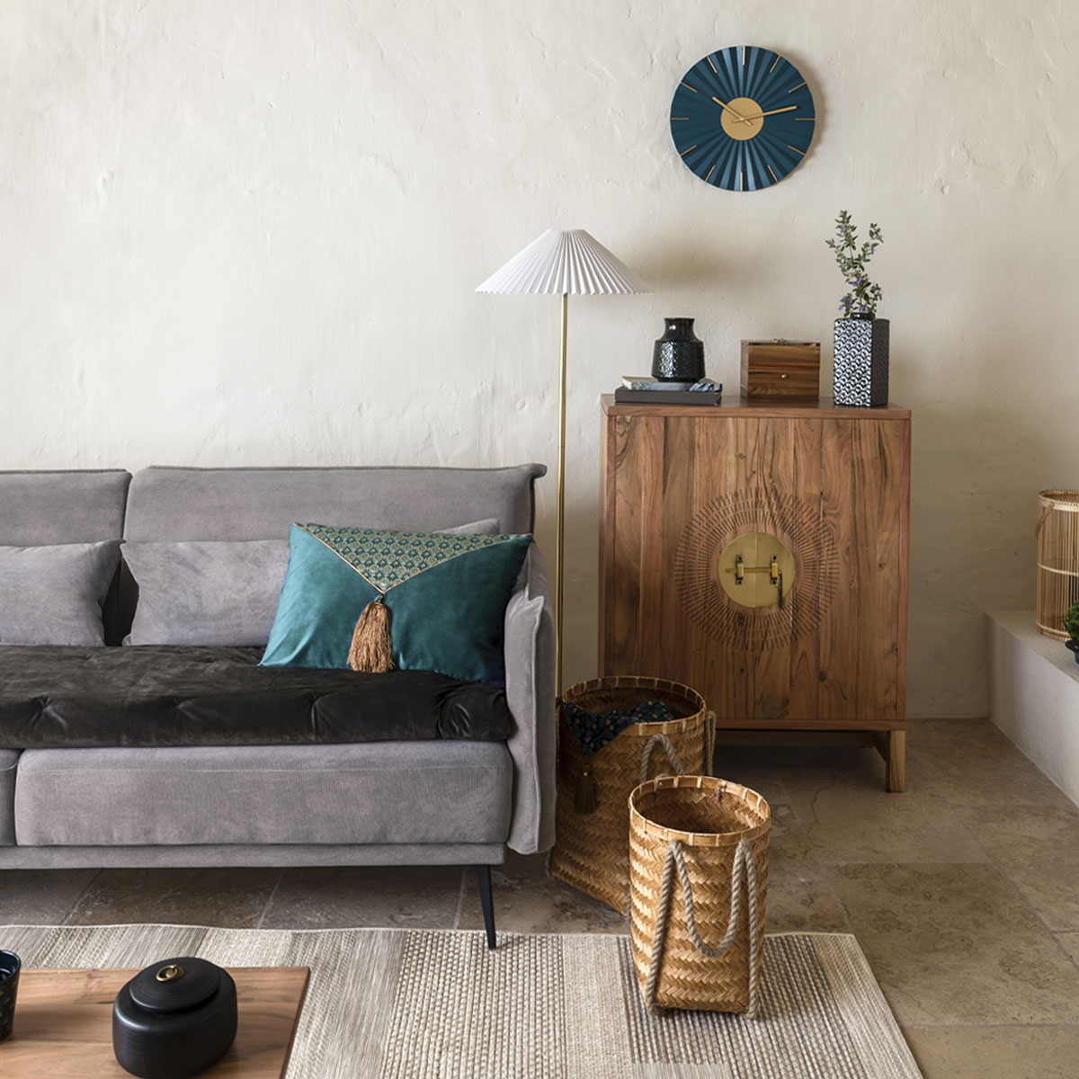 Mueble C/2 Puertas Marrón 80x35x101.5Cm