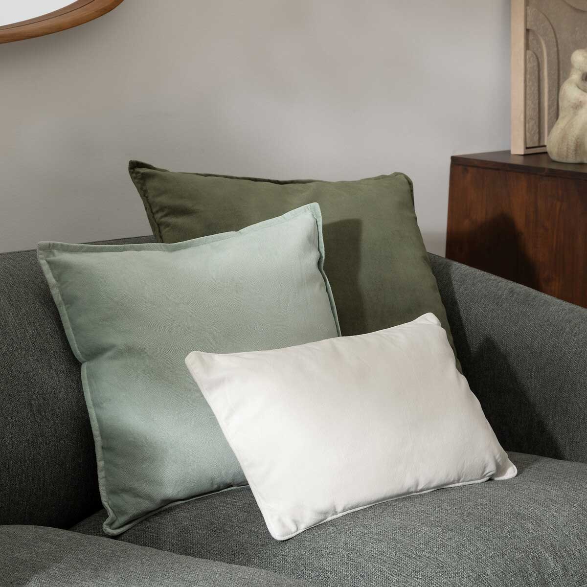 Almohada LILOU marfil 30x50cm