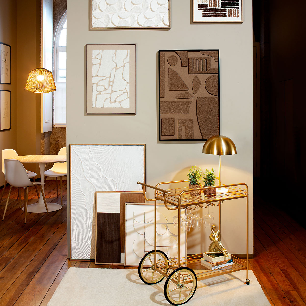 Carrinho De Apoio Dourado Em Metal Dolce Riviera