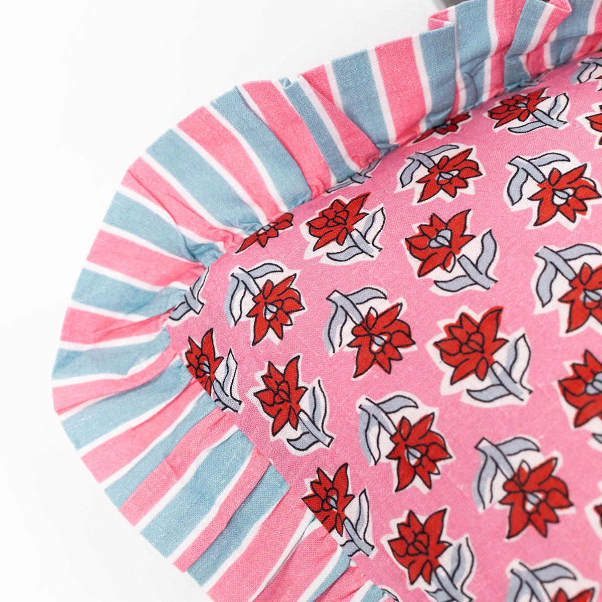 Almohada Yucatán Floral Con Volados 35x60cm