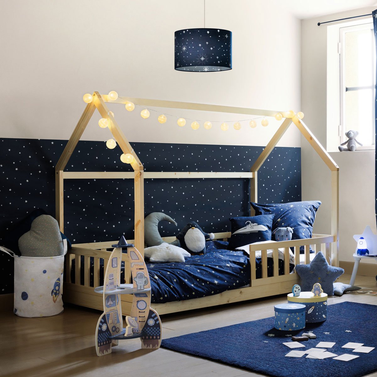 Cesto De Arruma&ccedil;&atilde;o Astronauta Com Asas 50cm