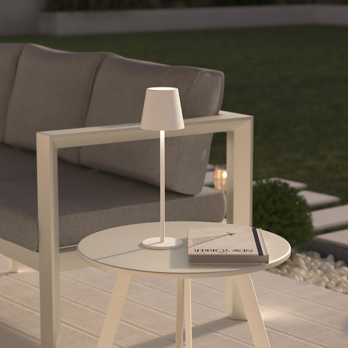 L&aacute;mpara de mesa CODY blanco usb 36cm