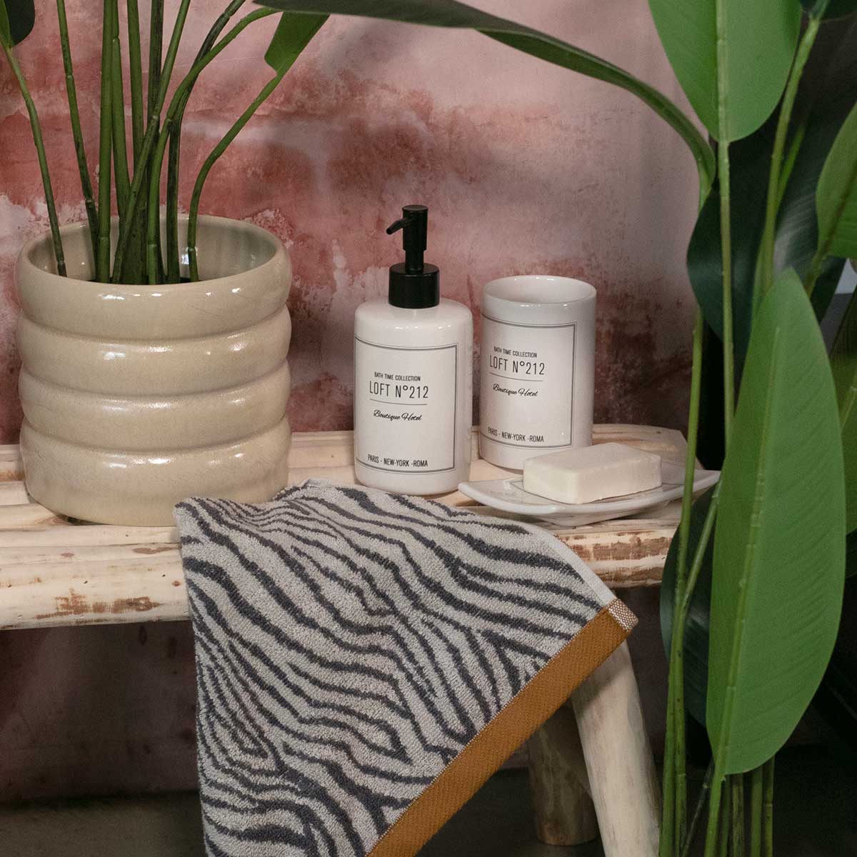 Jabonera LOFT blanca dolomita