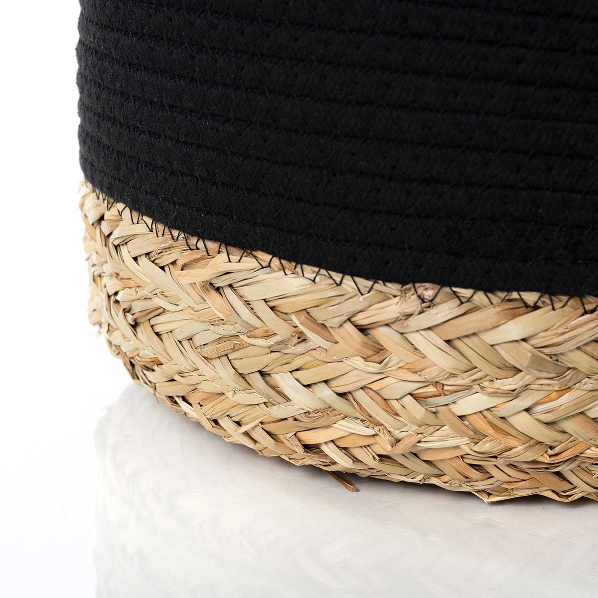 Cesto de ba&ntilde;o negro y natural 25x32cm 