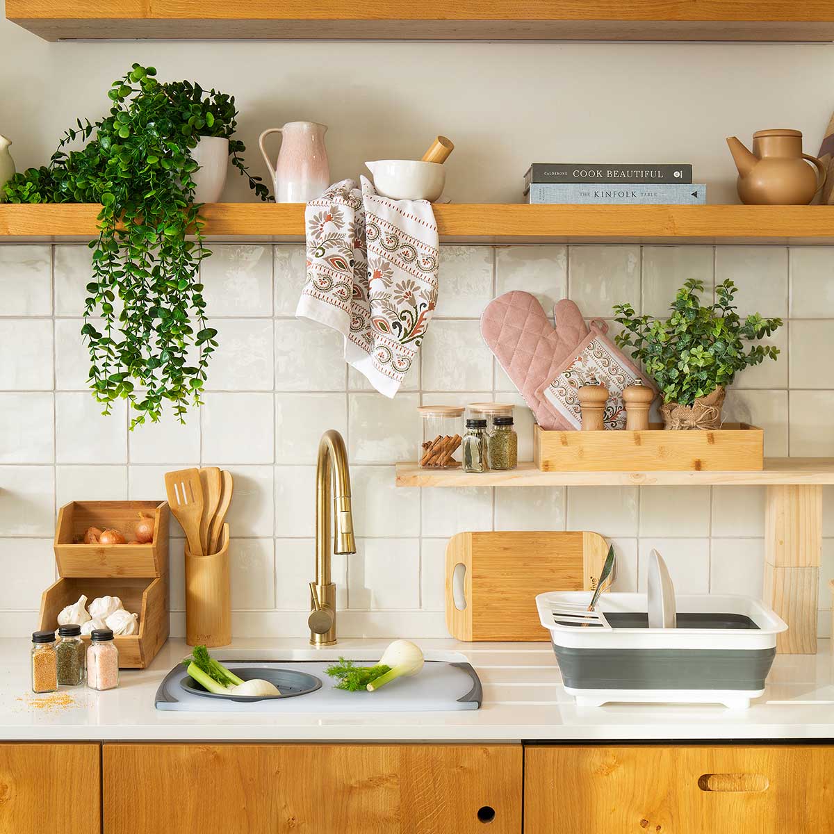 Tabla De Cocina Con Recipiente Plegable