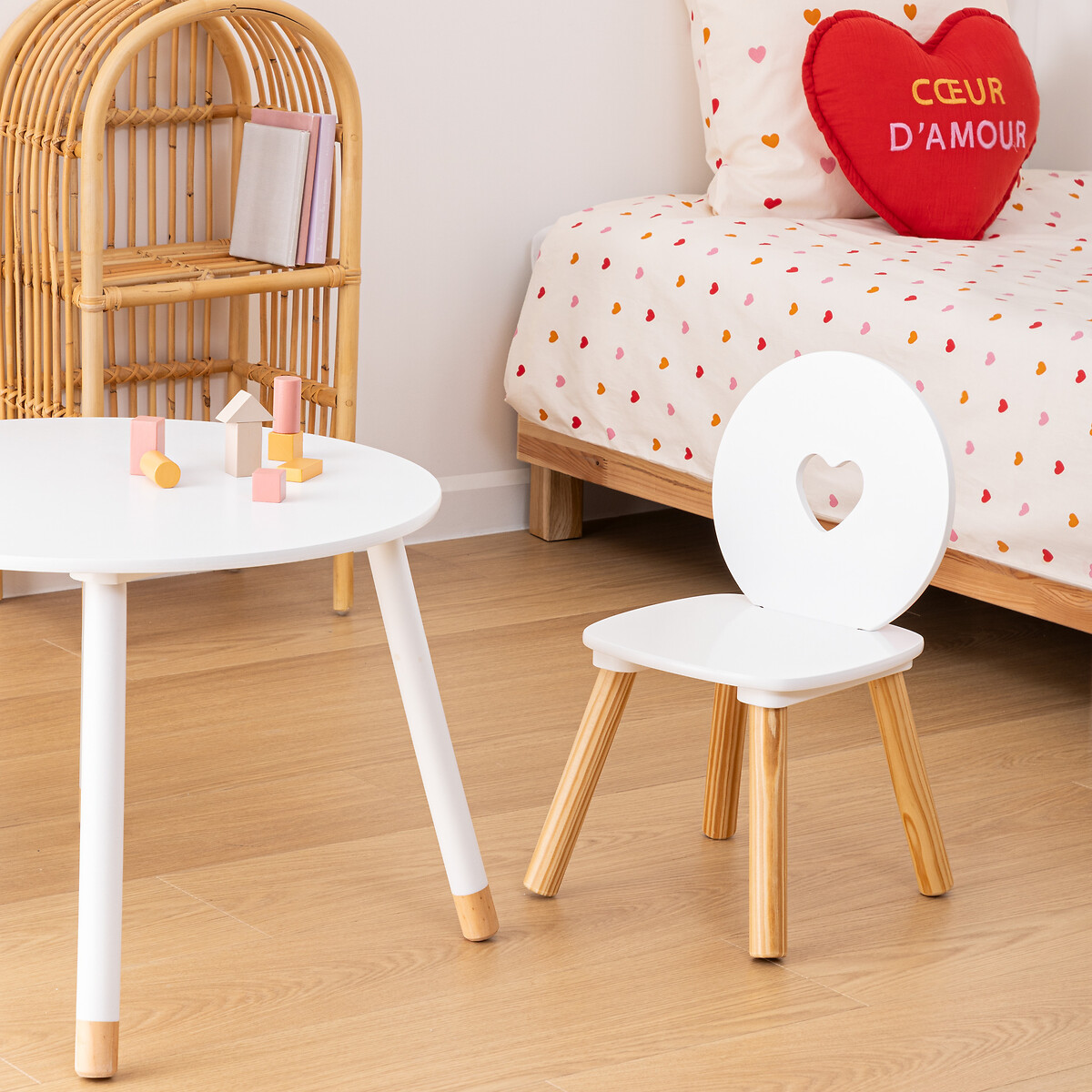 Silla Douceur Con Corazones Blanca