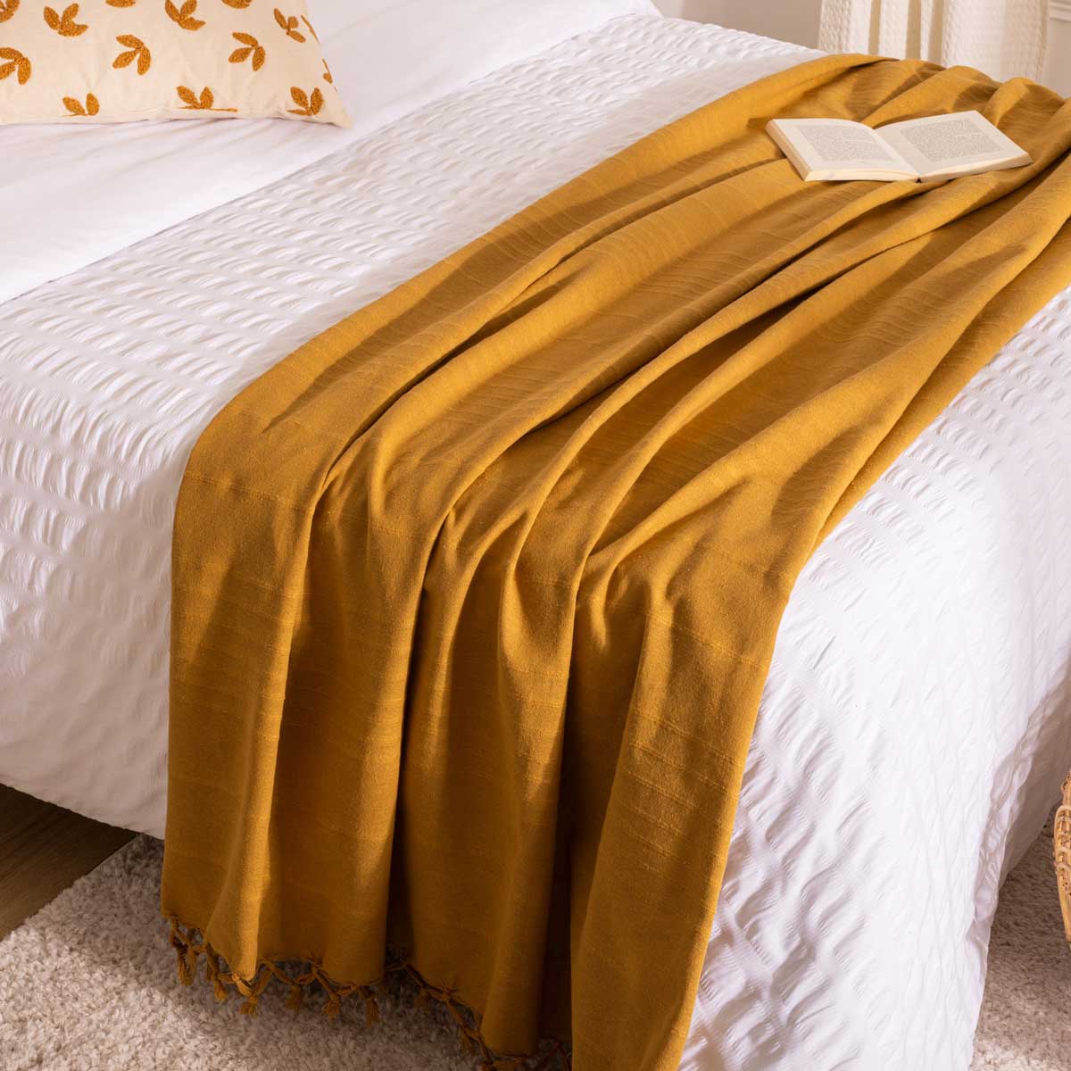 Manta Ocre Con Flecos 230x250cm