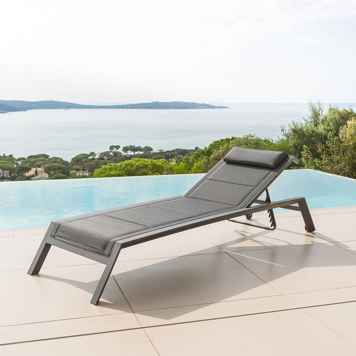 Tumbona ALLURE poivre y gris graphite