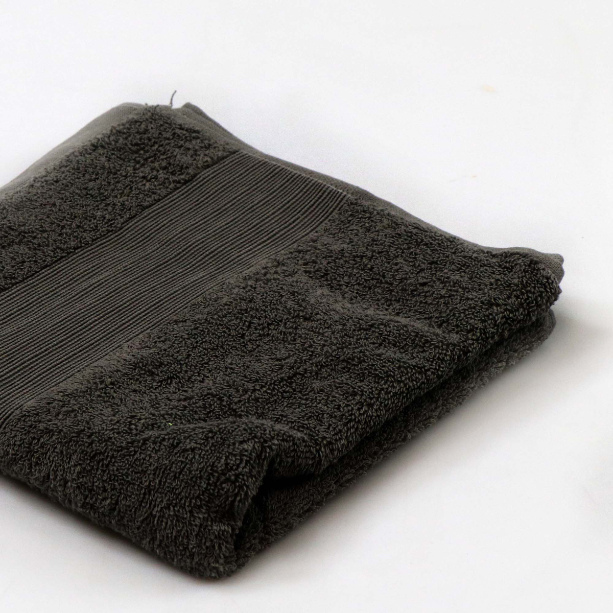 Toalla de mano gris oscuro TIMELESS 50x100Cm