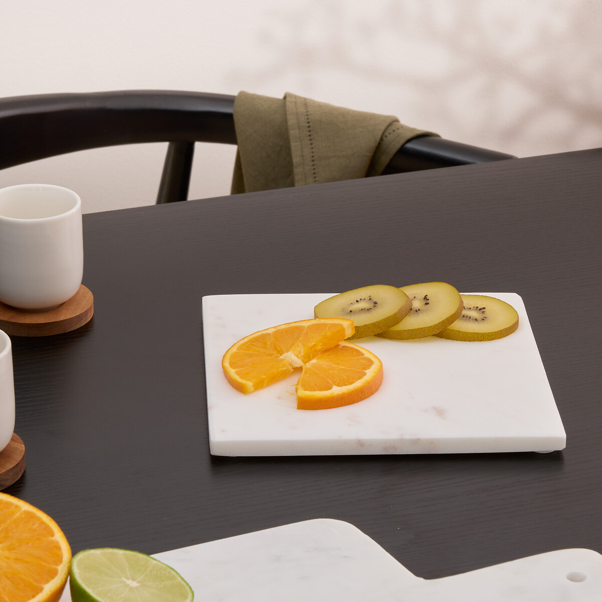 Salvamantel blanco de m&aacute;rmol 19x19cm