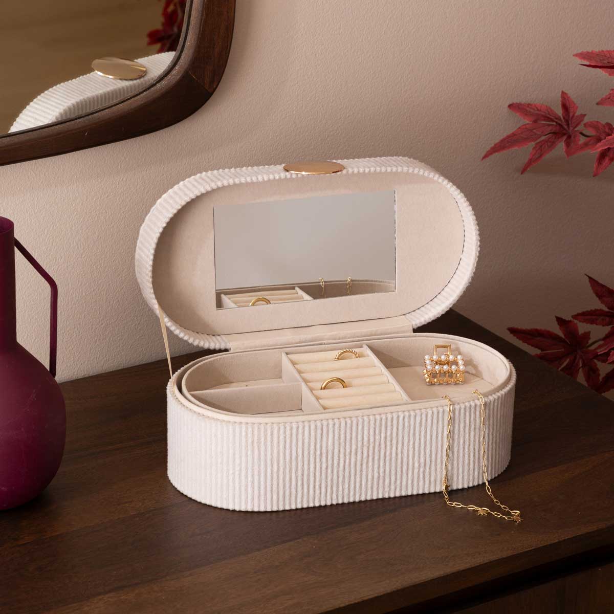 Joyero Enya De Terciopelo Beige 