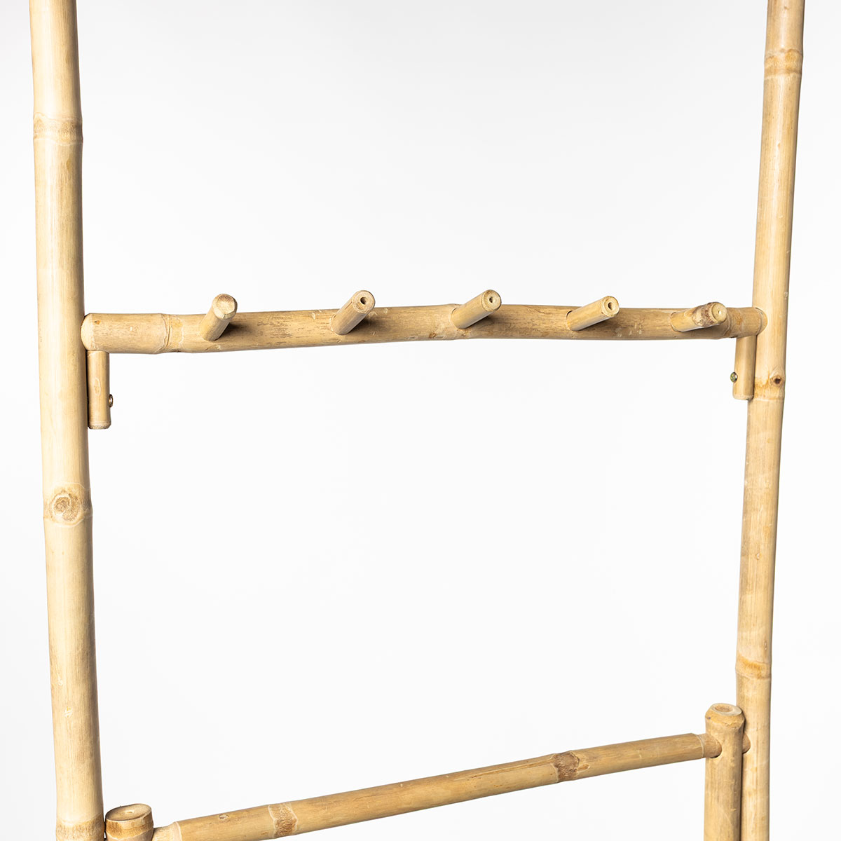 Mueble de ba&ntilde;o con 3 estantes de bamb&uacute;