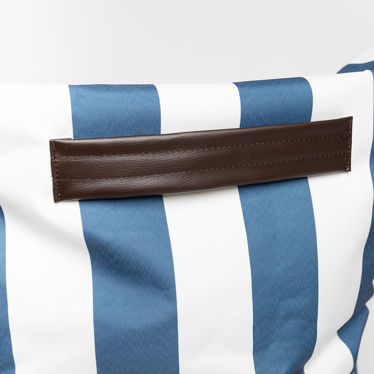 Puf sofa impermeable rayas blancas y azules