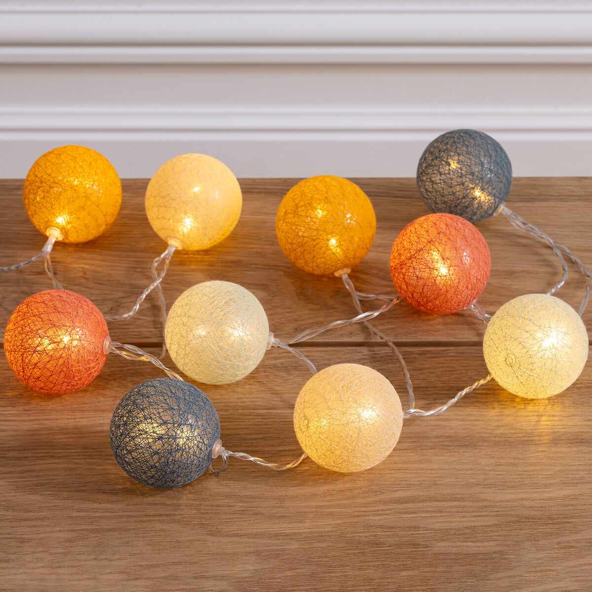 Guirnalda luminosa 10 bolas led 175cm