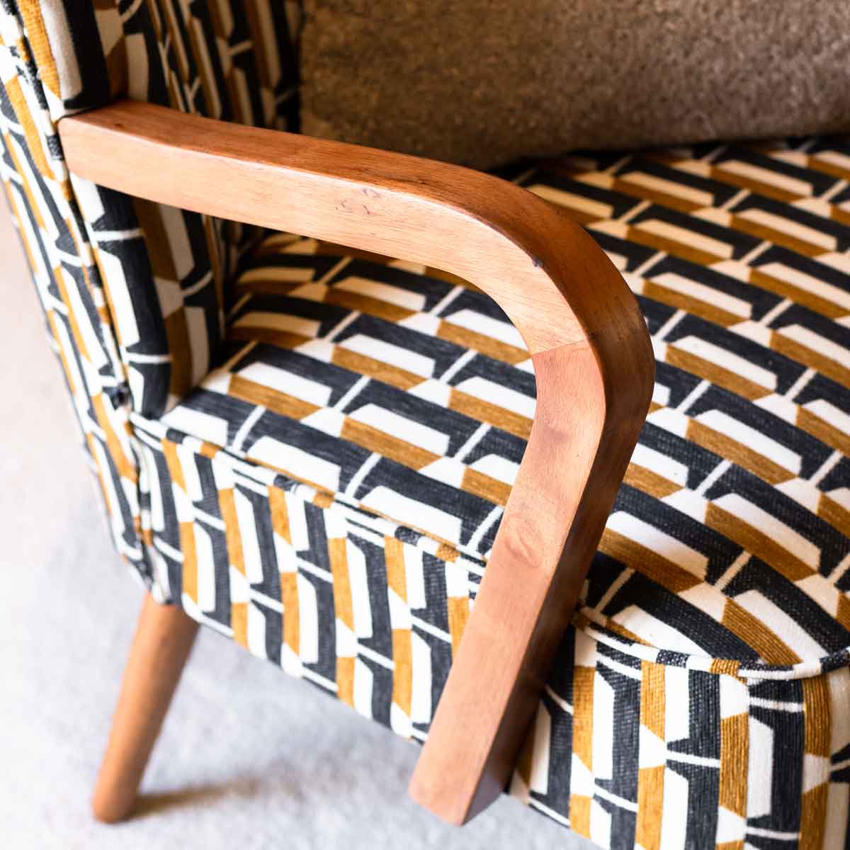 Butaca CHIARA de tejido decorado