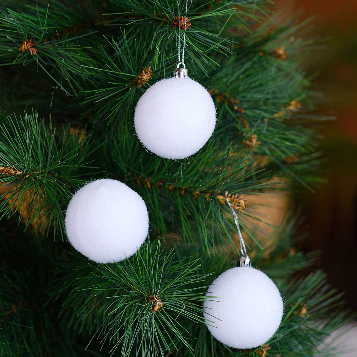 Conjunto De 3 Bolas Brancas Com Neve
