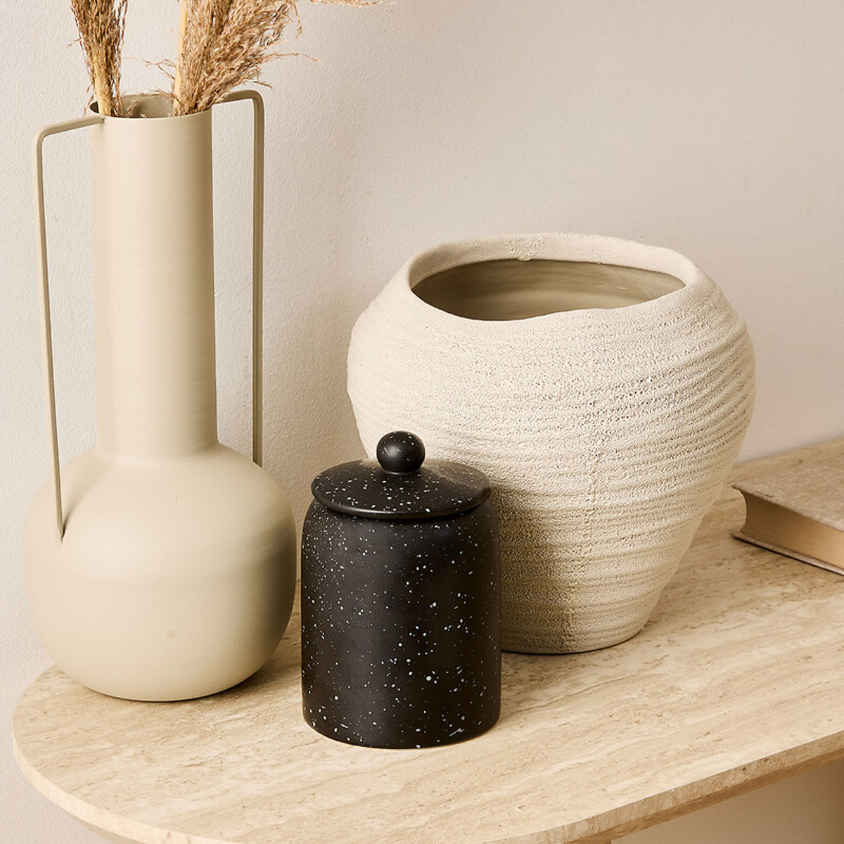 Tarro decorativo WONJ negro 15x10cm