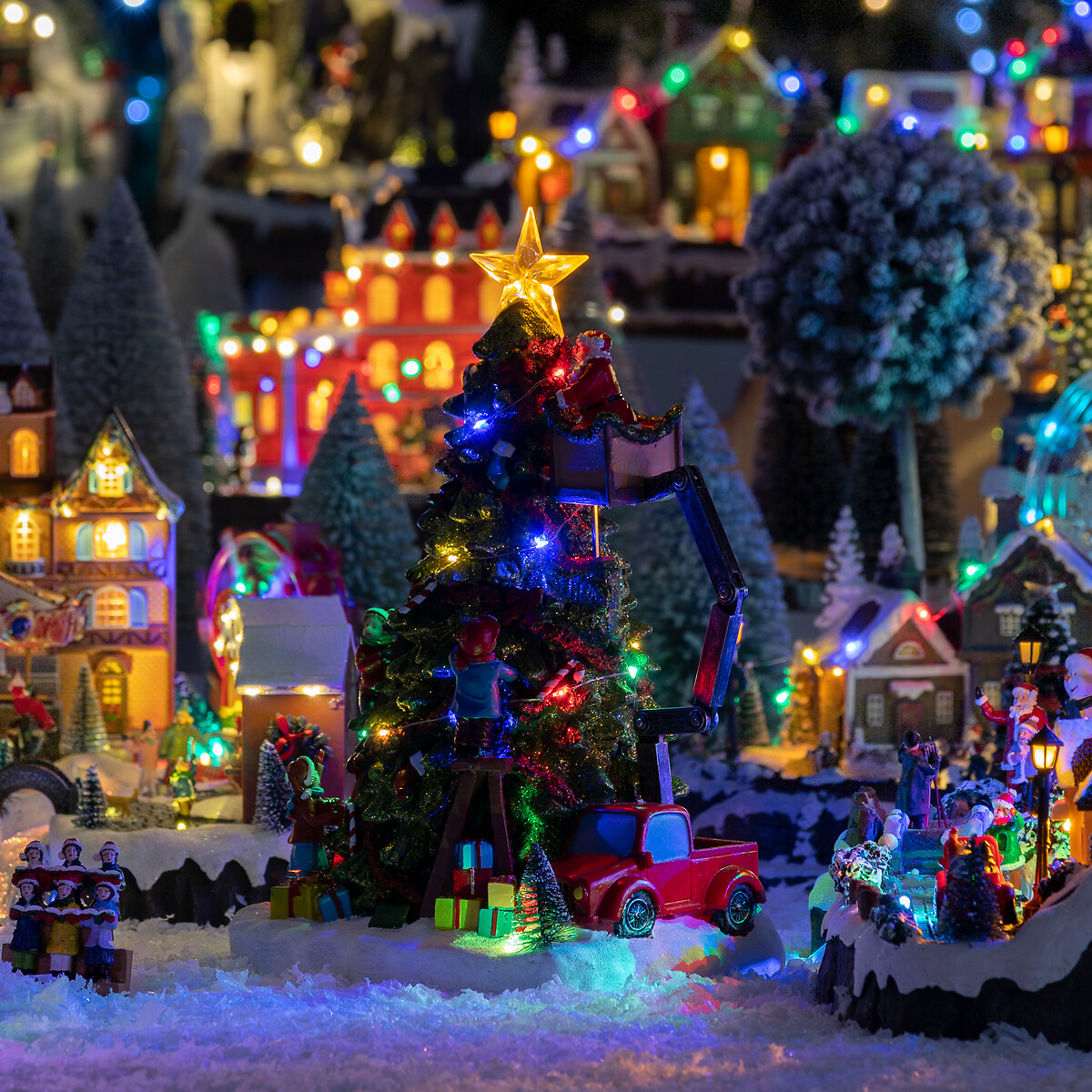 Pueblo &aacute;rbol de Navidad con Pap&aacute; Noel con lu/mo/mu