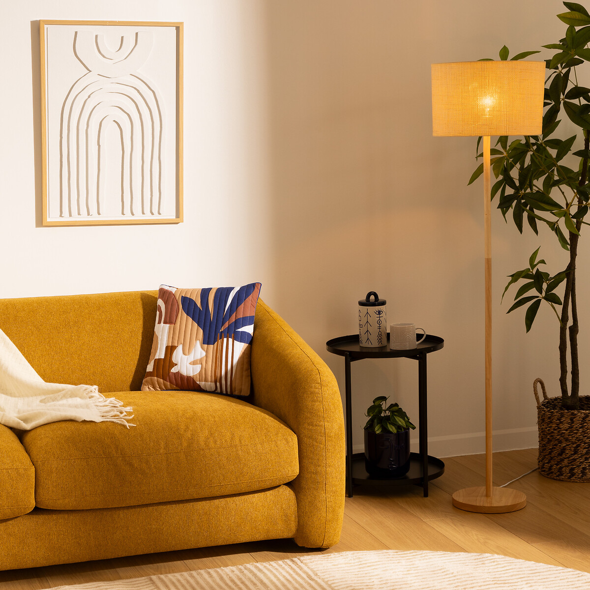 L&aacute;mpara de pie DELLA beige 149cm