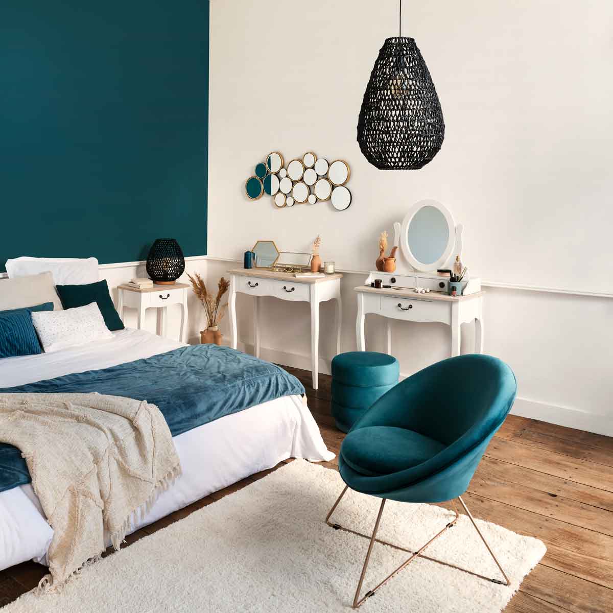 Mesa de noche con 1 caj&oacute;n CHRYSA blanca