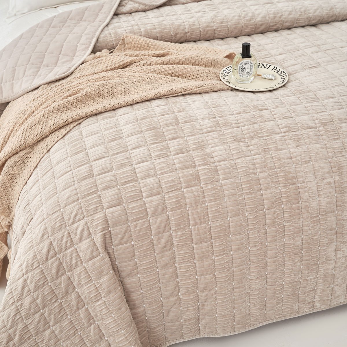 Edred&oacute;n SEATTLE gris de terciopelo 240x260cm