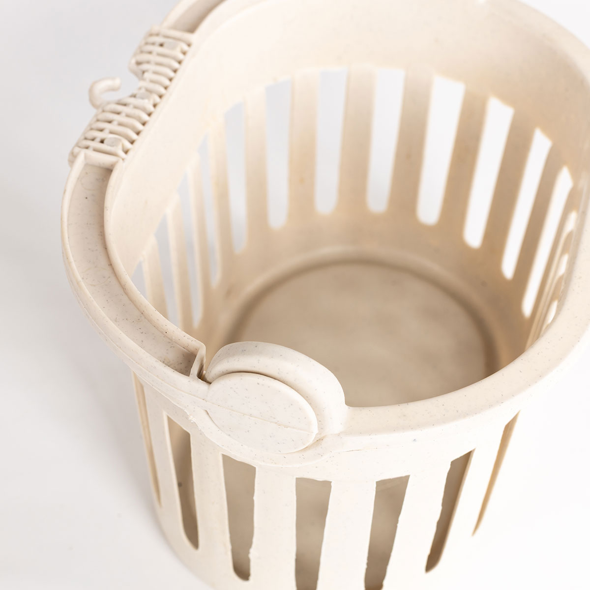 Cesta para pinzas crema