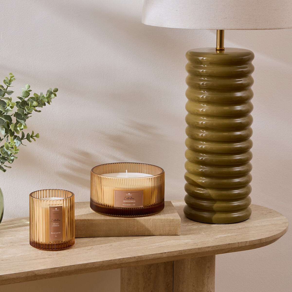 Vela &aacute;mbar en vaso de vidrio ALBIE 635g