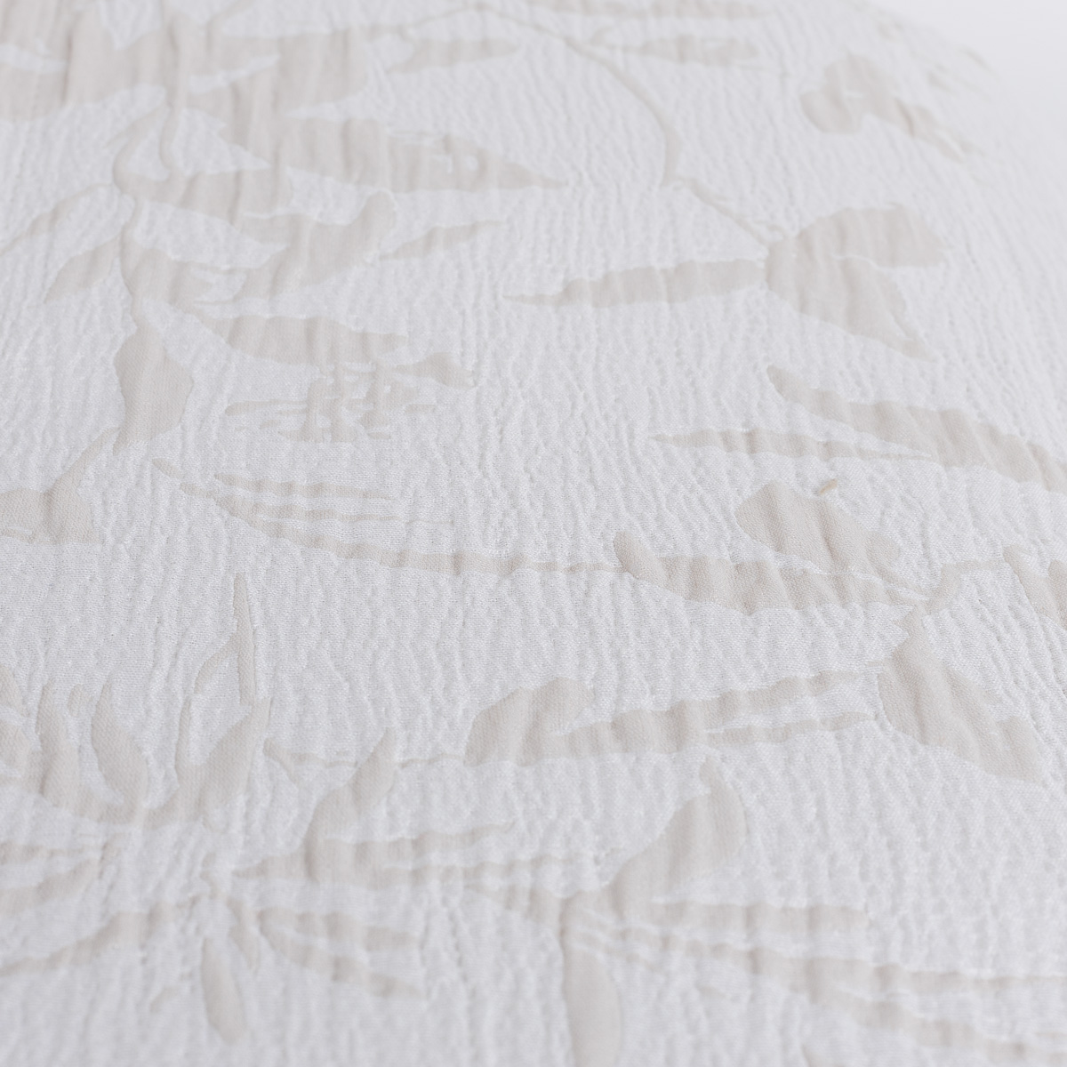 Colcha hojas AUREN beige 250x270cm