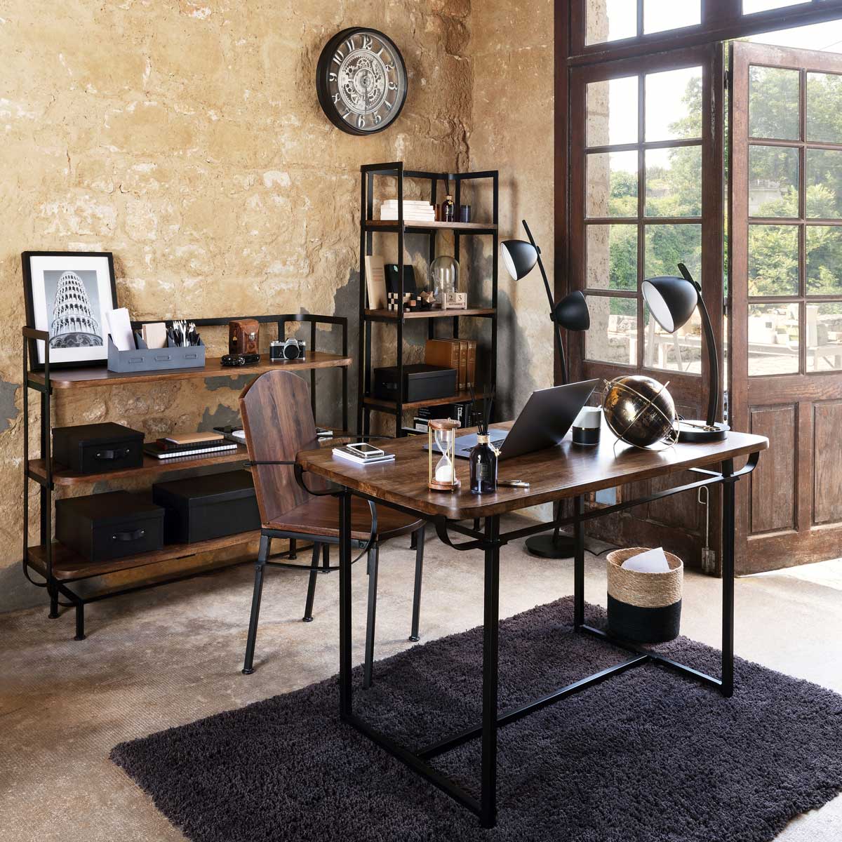 Rel&oacute;gio De Parede Em Pl&aacute;stico Industrial