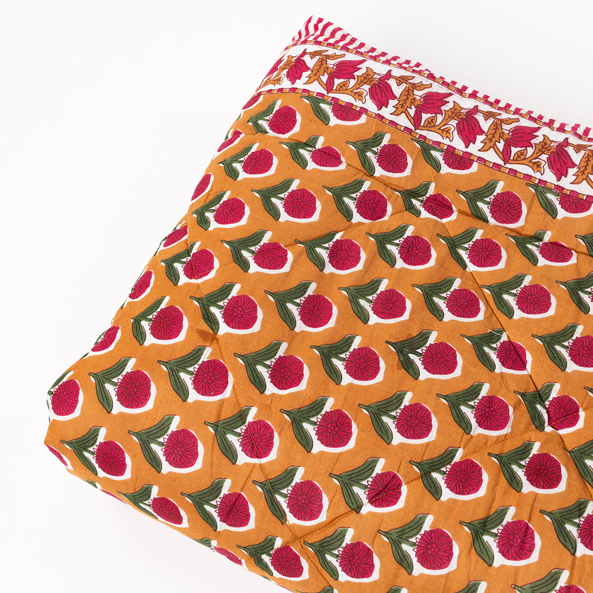 Edredón Yucatán Floral Con Ribete 220x240cm