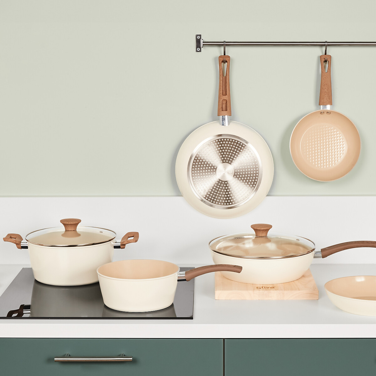 Cazo HARMONY de aluminio reciclado 20cm