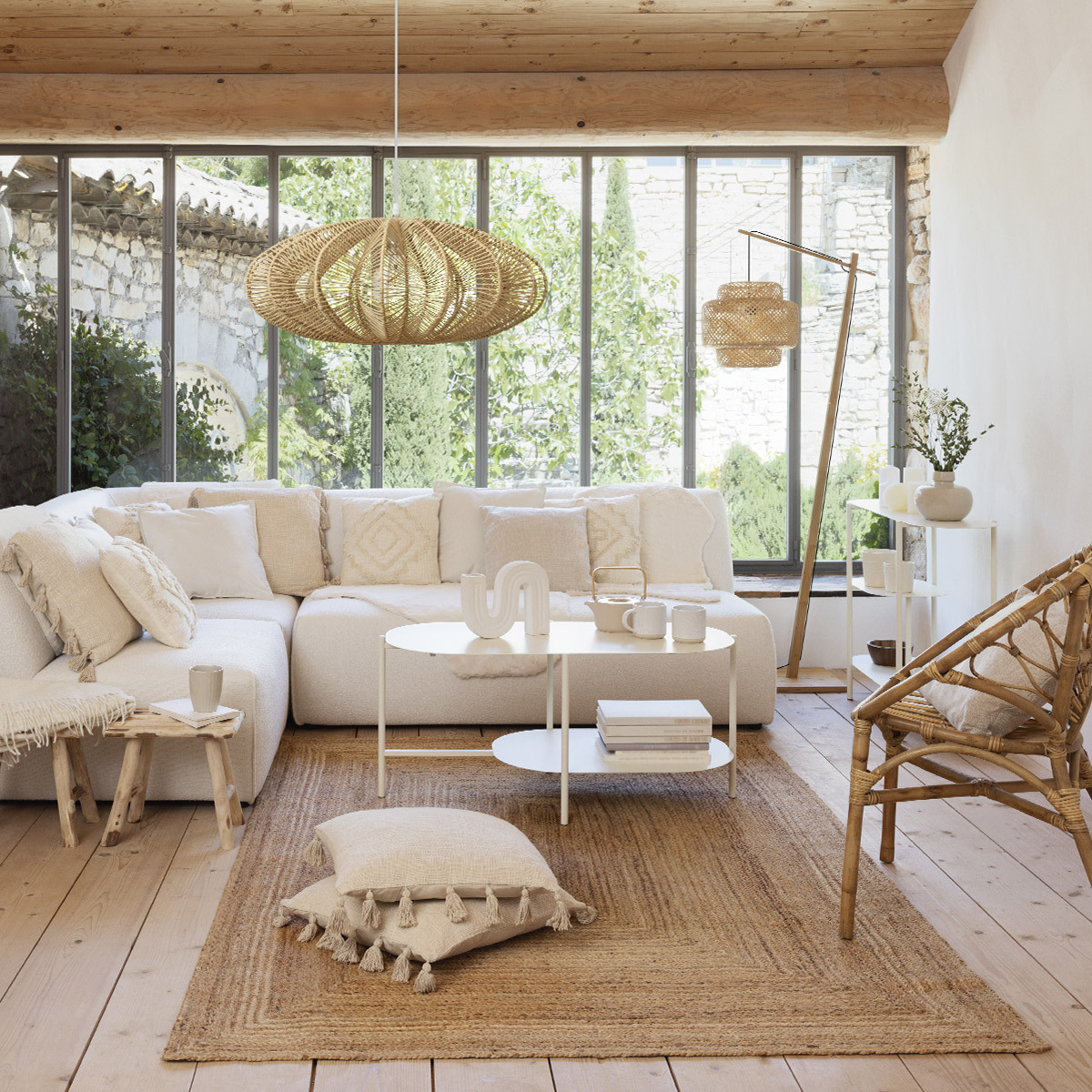 Candeeiro De Ch&atilde;o Liby Bege Em Bambu