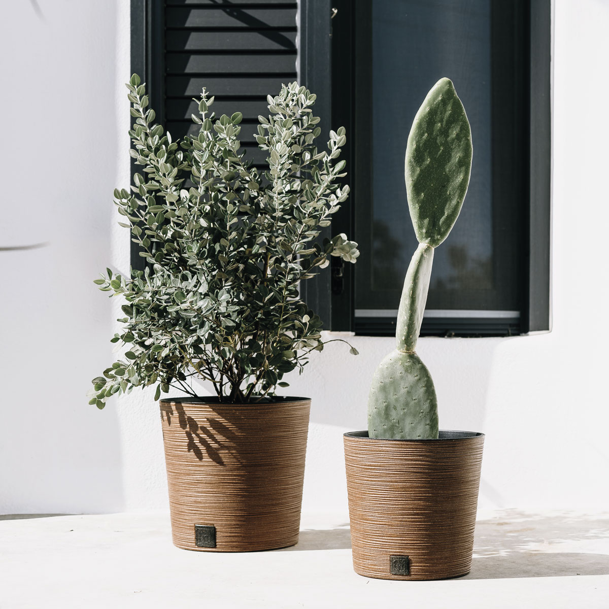 Maceta FURU ECO WOOD marr&oacute;n 25cm