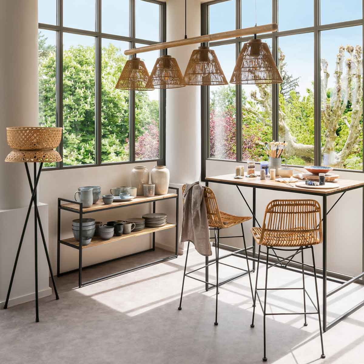 L&aacute;mpara de pie SUNY 145cm