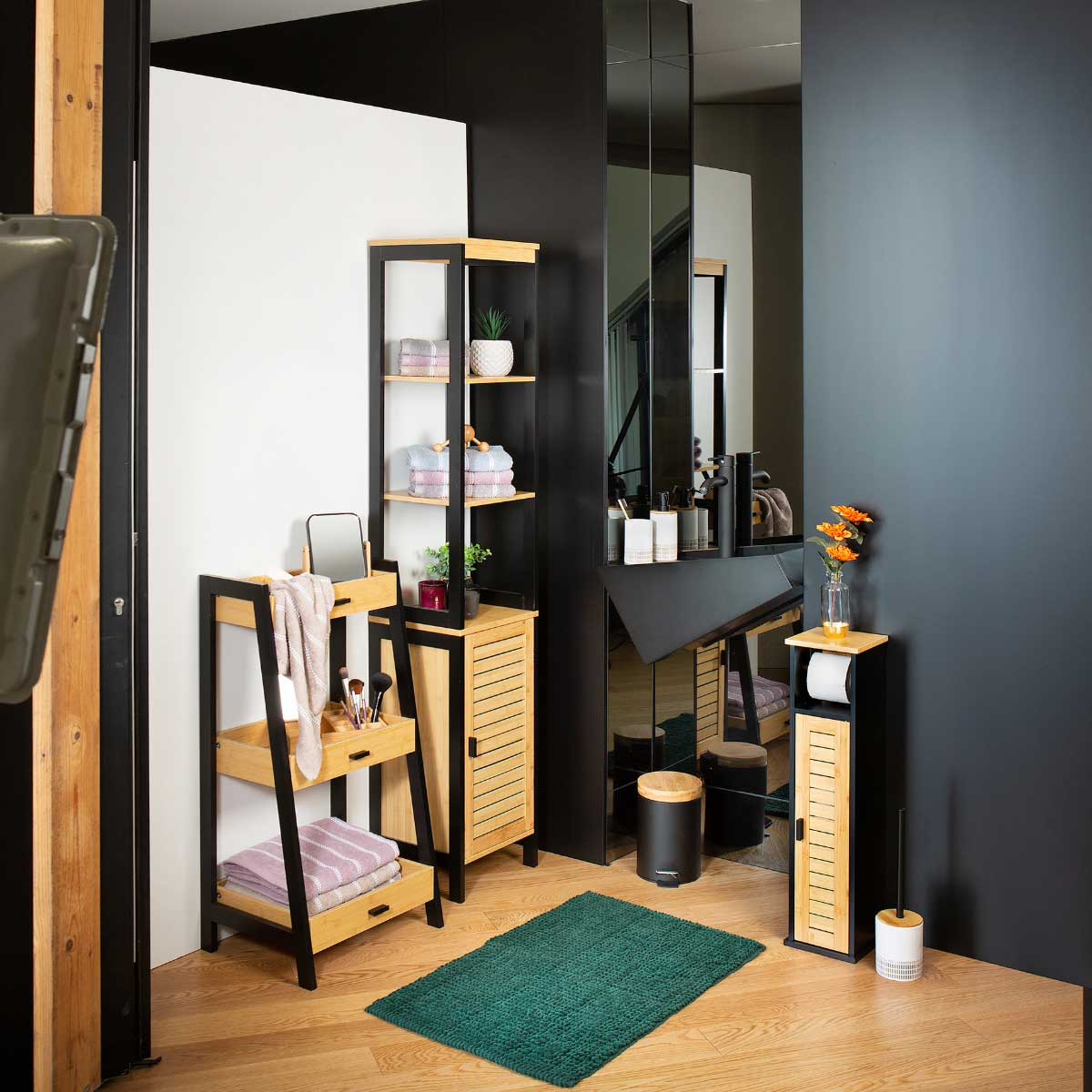 Cubo de basura para ba&ntilde;o con tapa de bamb&uacute; 