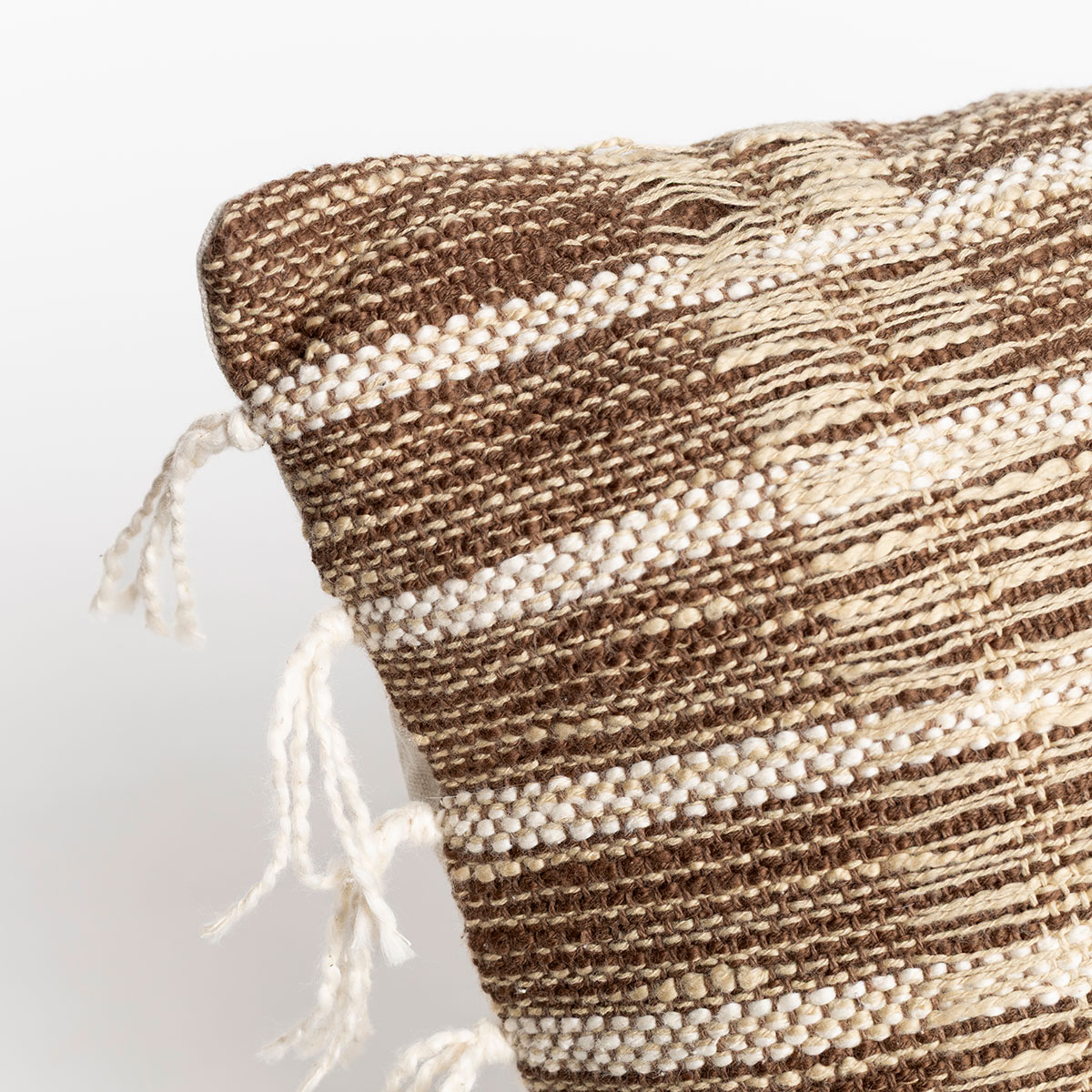 Cojín EARTHY con flecos 45x45cm