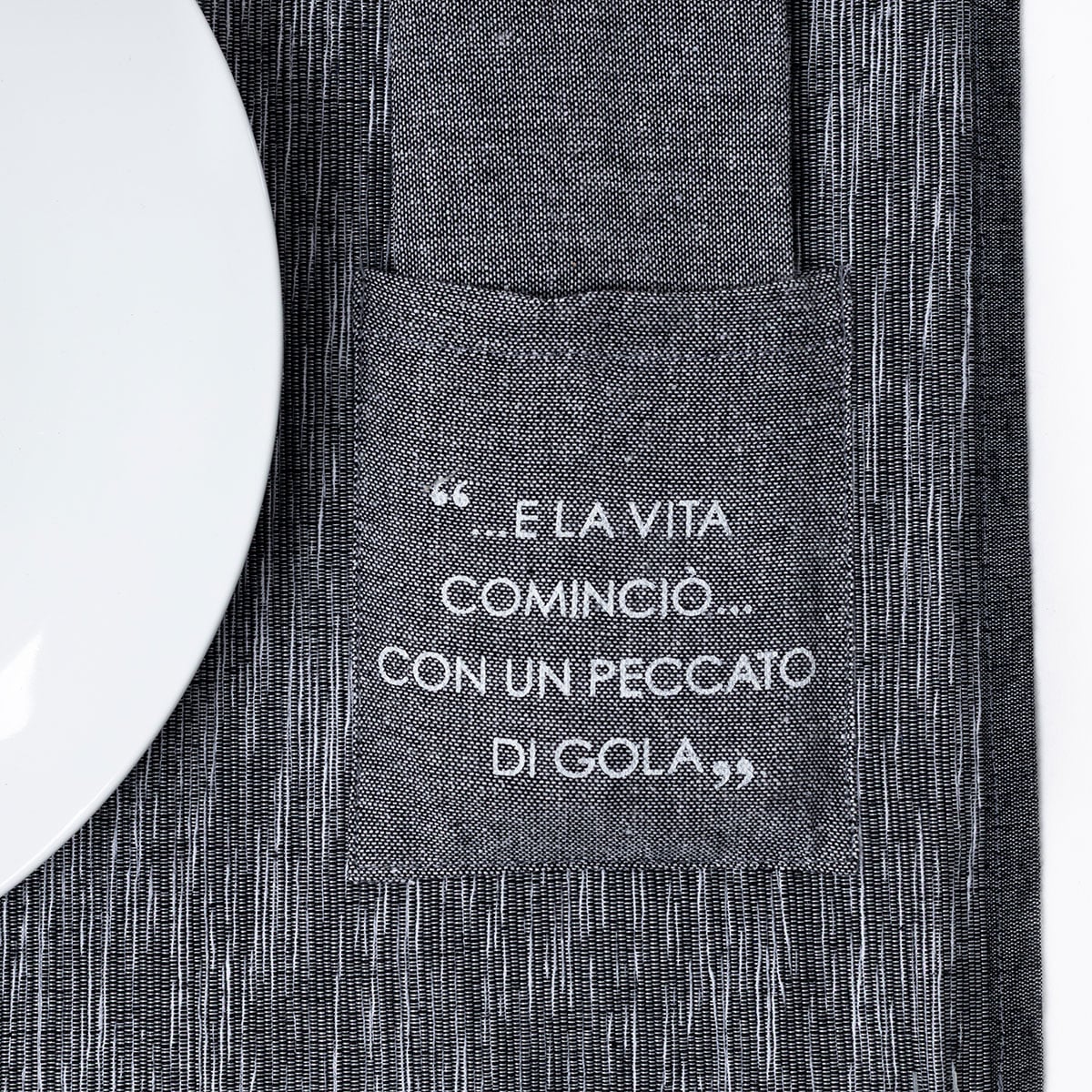 Juego individual con bolsa cubiertos y servilleta