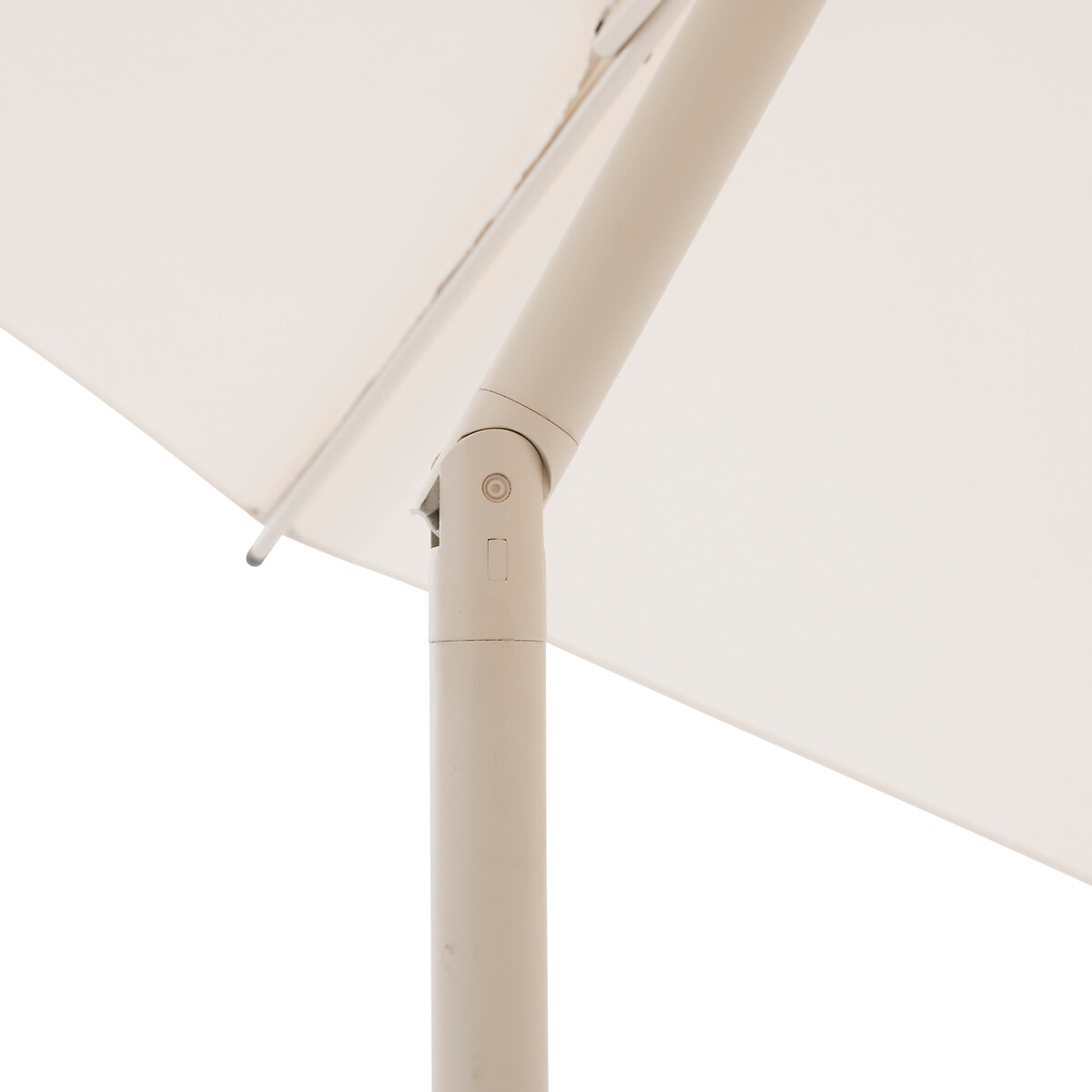 Parasol SOYA argile bl&eacute; 2.7m