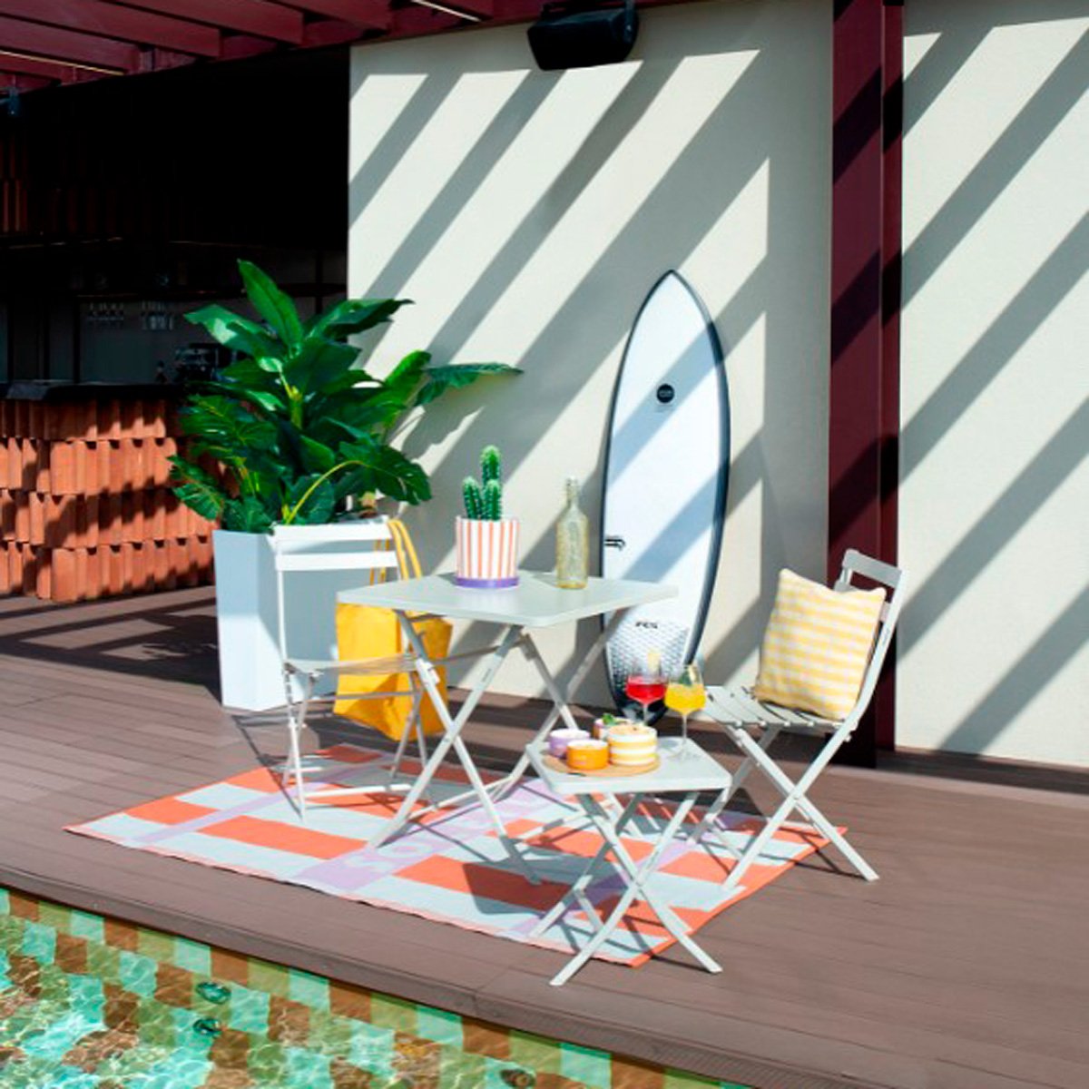 Mesa plegable GREENSBORO cuadrada argile 