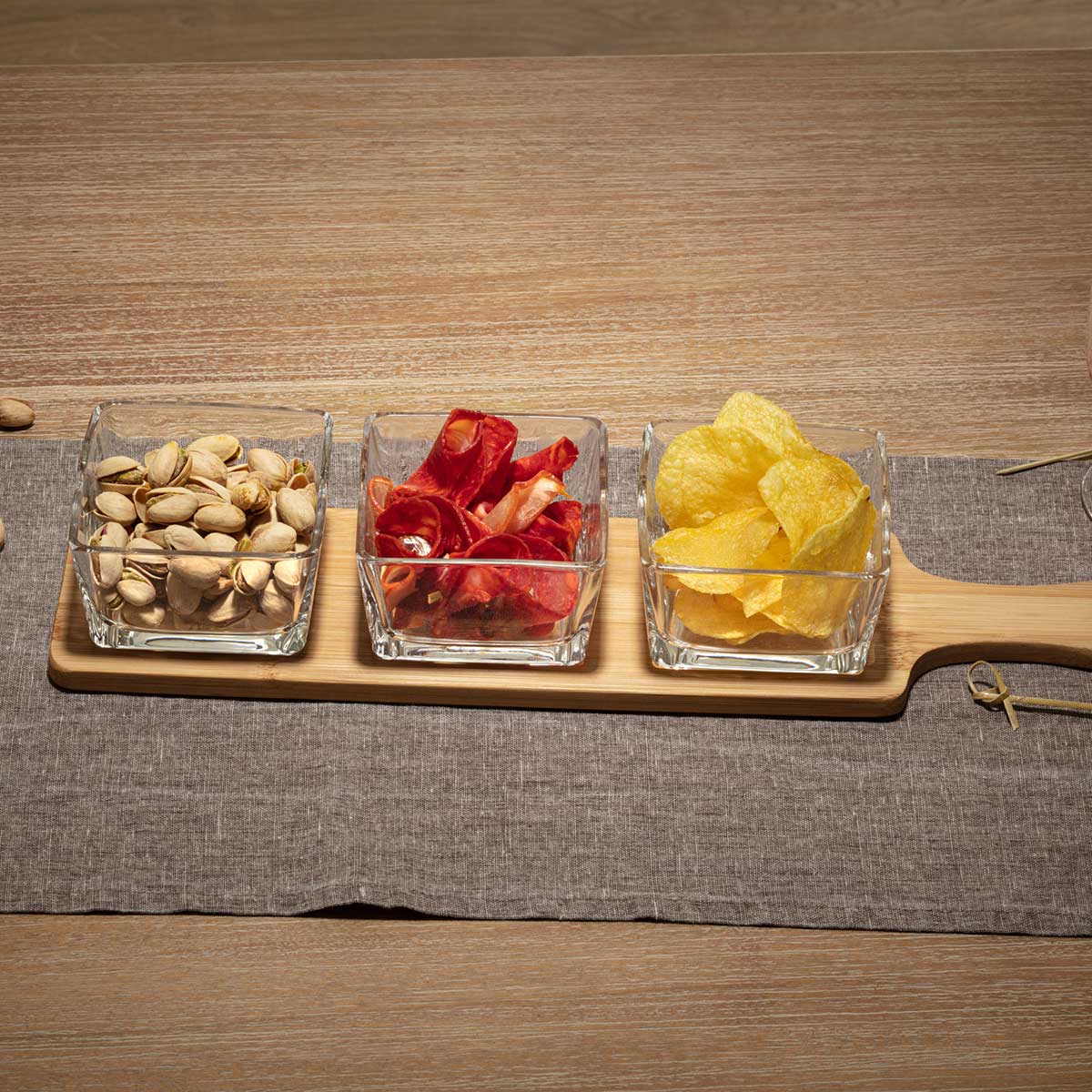 Set 3 Cuencos Vidrio Con Tabla De Bamb&uacute;